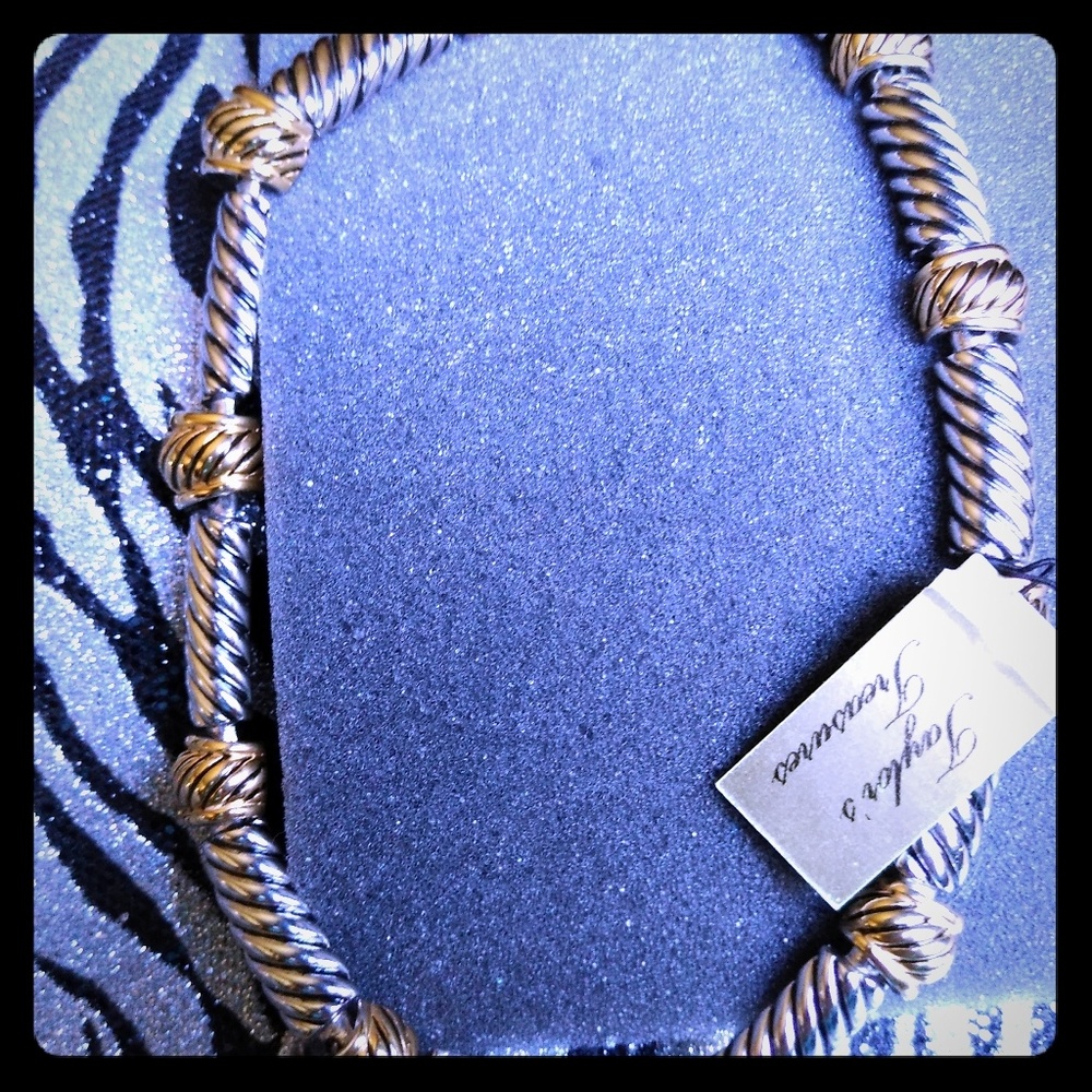 Elegant Silver and Gold Necklace